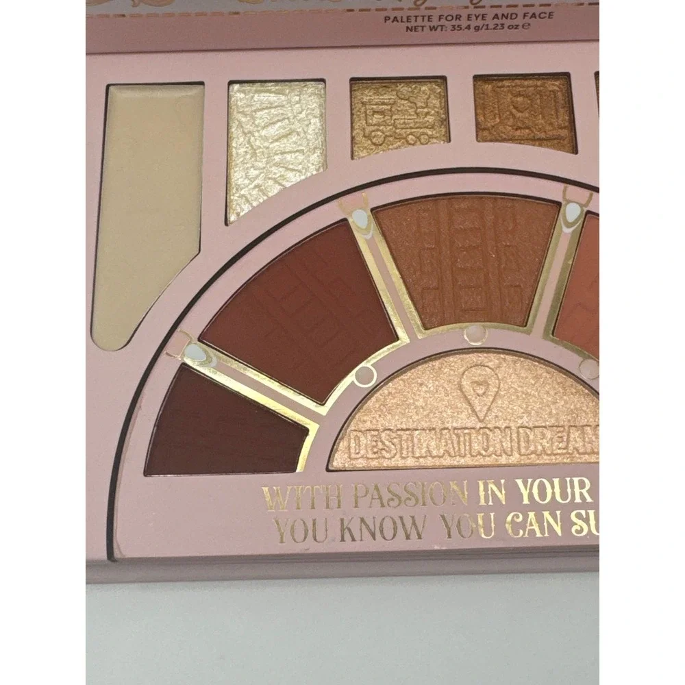 P Louise Keep On‎ Track Eye and Face Palette Warm Gold Brown Shimmer Matte BNIB